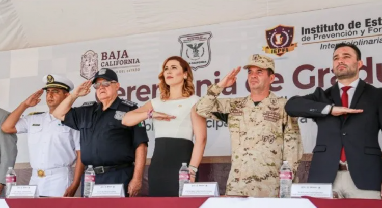 Marina del Pilar da la bienvenida a 102 nuevos policías para Baja California