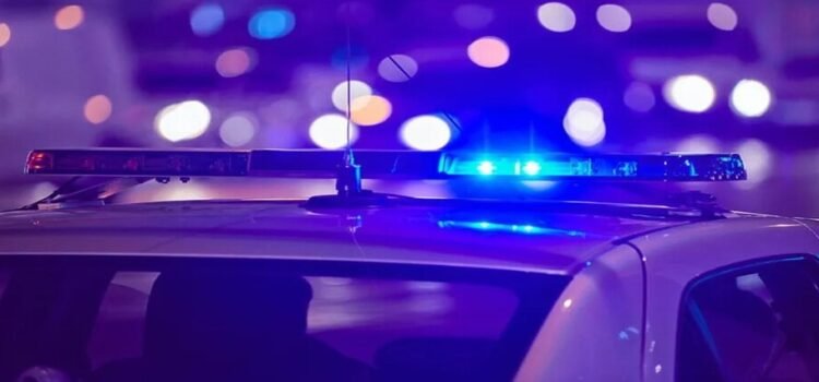 Pasajeros roban Uber y provocan una persecución Pasajeros roban Uber y provocan una persecución