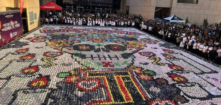 Tijuana rompe Récord Guinness del mosaico de pan más grande del mundo