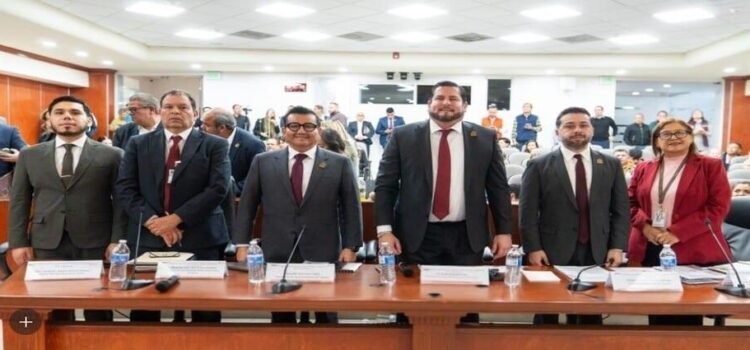 Ismael Burgueño presentó el proyecto de Ley de Ingresos 2025 Ismael Burgueño presentó el proyecto de Ley de Ingresos 2025