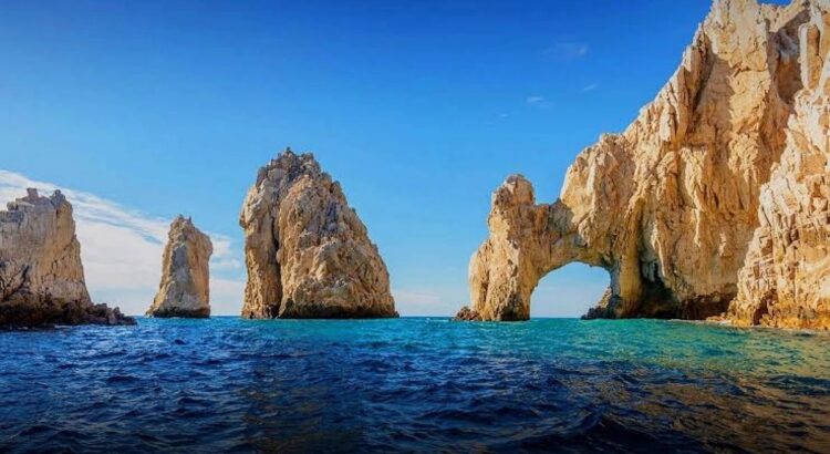 Los Cabos uno de los 5 destinos favoritos del turista para la temporada invernal