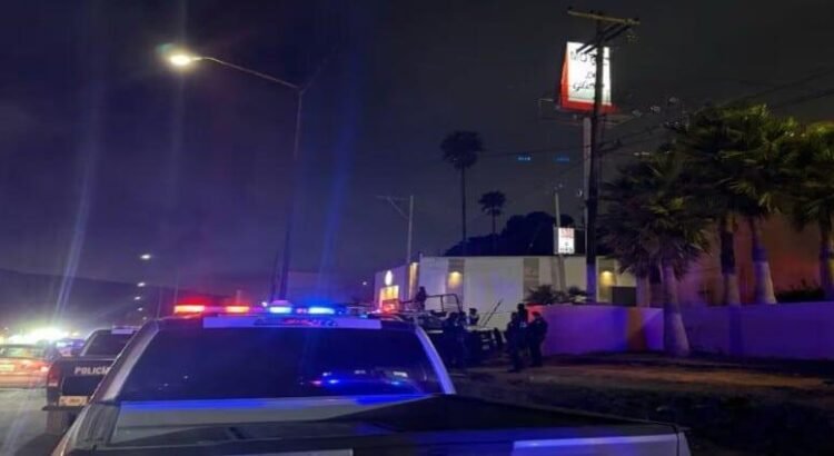 Mueren policía y atacante tras un enfrentamiento