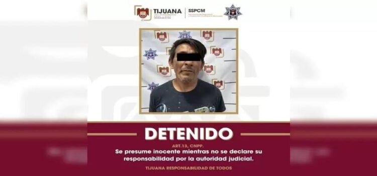 Detienen a hombre armado con machete