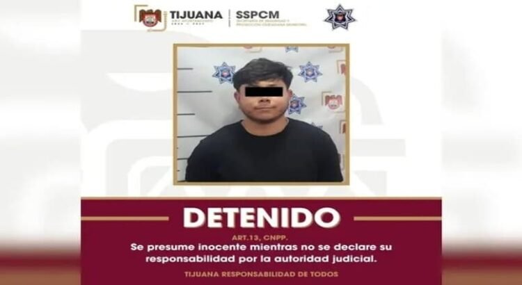 Detienen a empleado de cine por agresión de un menor