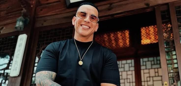 DY, antes Daddy Yankee, anuncia su regreso oficial a la música durante la Semana Billboard Latina 2025