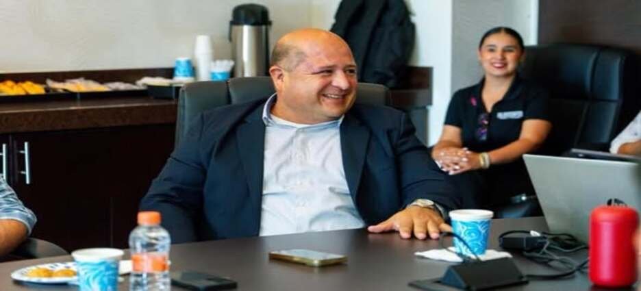 Miguel Ángel Torres Sánchez toma protesta como nuevo delegado de Turismo en Mexicali